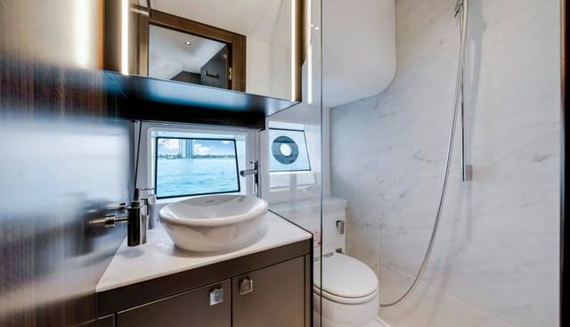 Fin yacht for sale 68