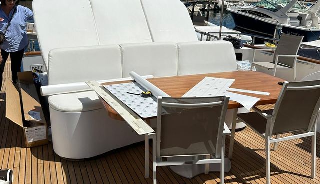 Tecnomar Velvet 90 yacht for sale 10