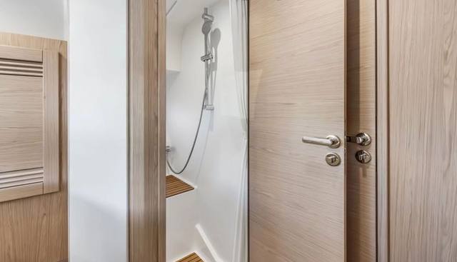 NEVERLAND yacht for sale 30