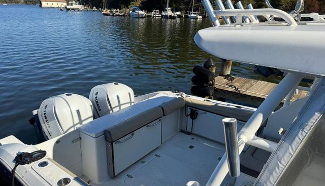 In Pursuit yacht for sale 5