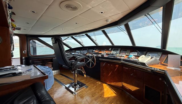 Ligaya yacht for sale 18