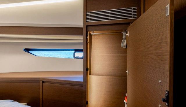 NEVER LOST yacht for sale 43