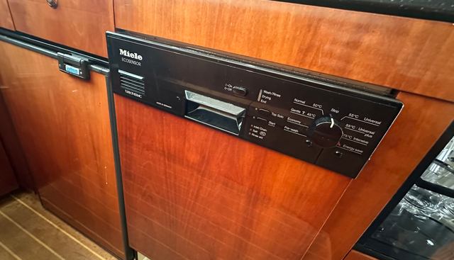 Gracie yacht for sale 24