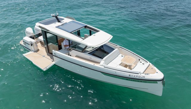 340GTWA-179 yacht for sale 12