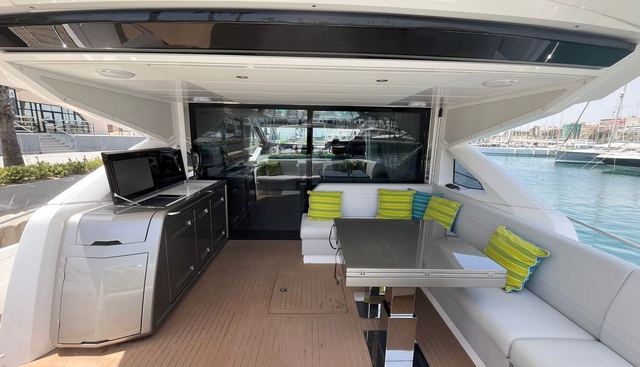 PREDATOR 75 yacht for sale 12