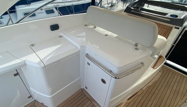 SHIPFACED yacht for sale 10