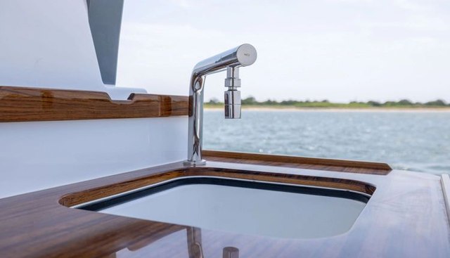 noname yacht for sale 19