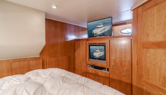 Love Life yacht for sale 25