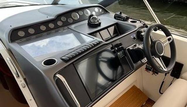 Flinga yacht for sale 12