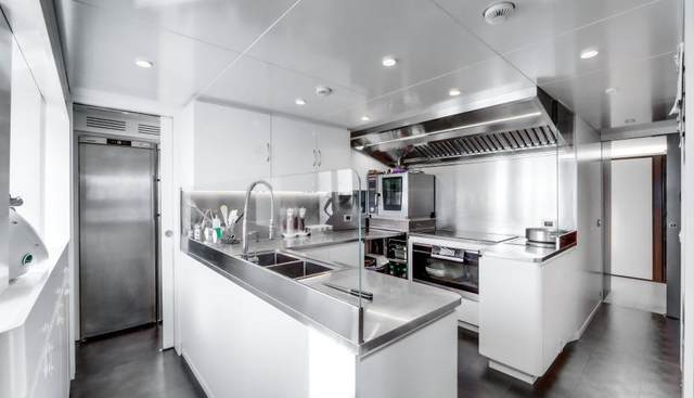 L.A.U.L yacht for sale 27