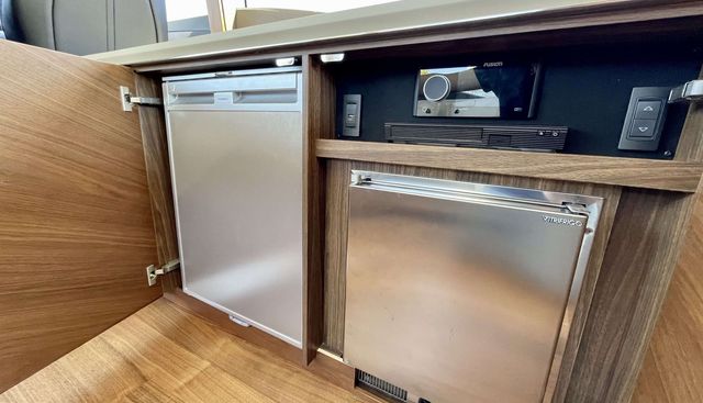 noname yacht for sale 120