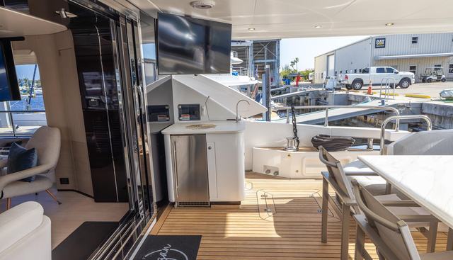 CAPTAIN MORGAN II yacht for sale 18