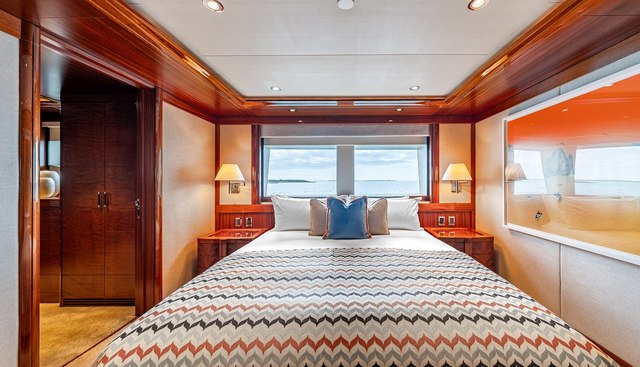 VALINOR yacht for sale 24