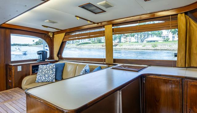 ABLE HAND yacht for sale 22