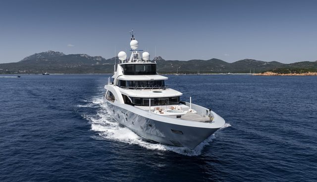 BELONGERS yacht for sale 7
