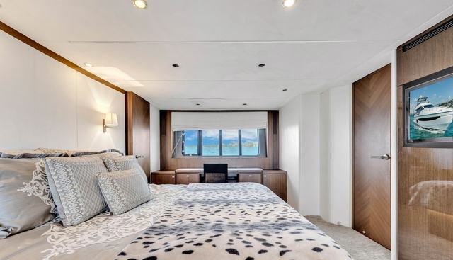 Princess Y85 yacht for sale 23