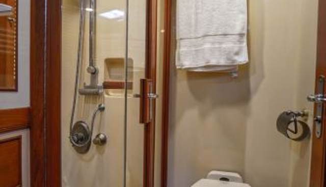 THE GARLIC yacht for sale 35