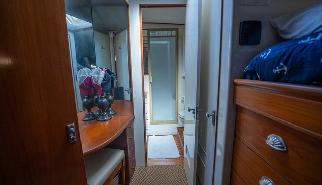 TA-BOO yacht for sale 33