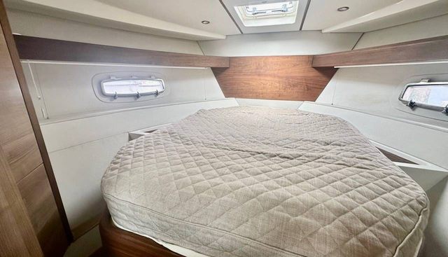 noname yacht for sale 29