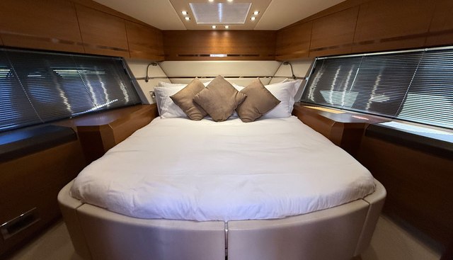 KEDR yacht for sale 24