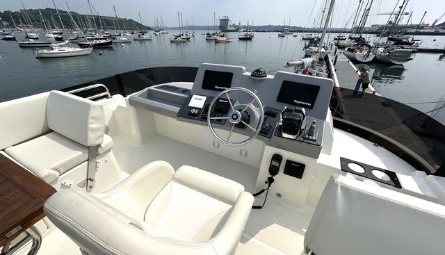 noname yacht for sale 4