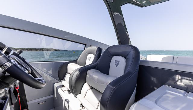 noname yacht for sale 37