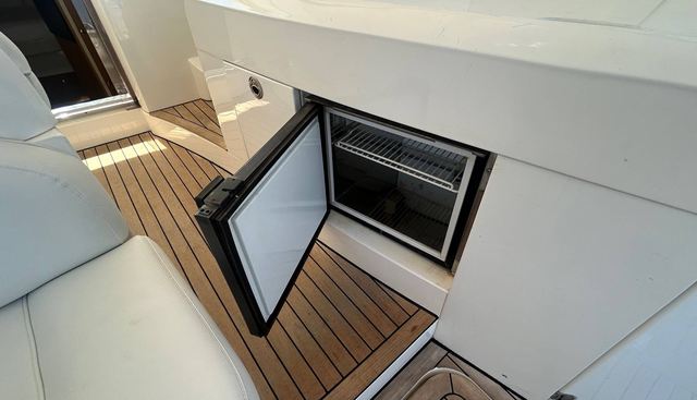 noname yacht for sale 13