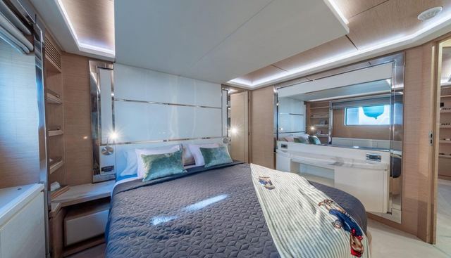 BENETTI DELFINO 93 yacht for sale 22