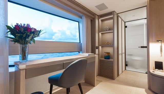 KING'S LAIR yacht for sale 20