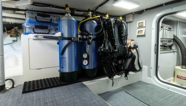 Martini yacht for sale 48