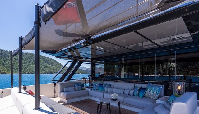 ARCADIA SHERPA 80 XL LA CREME yacht for sale 12