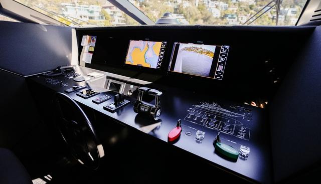 TORO yacht for sale 33