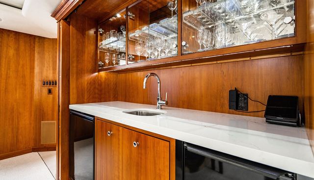 SILVER SEAS yacht for sale 13