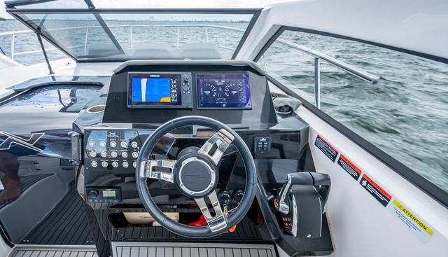 XURU yacht for sale 18