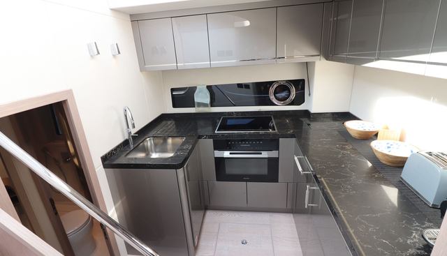 C3 yacht for sale 17