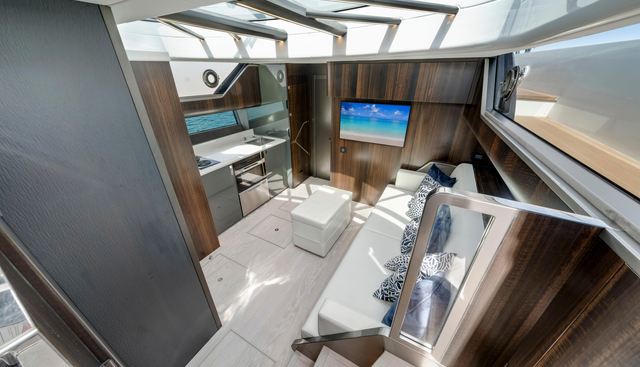 Fin yacht for sale 54