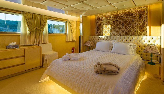 CD TWO yacht for sale 9