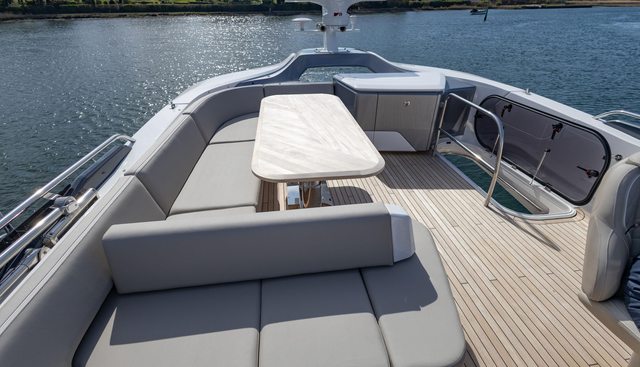 S65529 yacht for sale 20