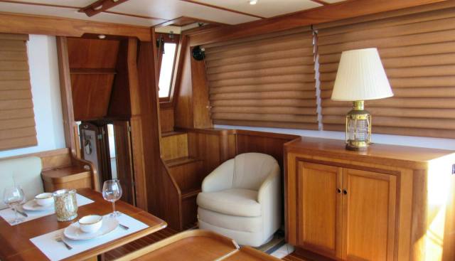 CANDY O yacht for sale 10