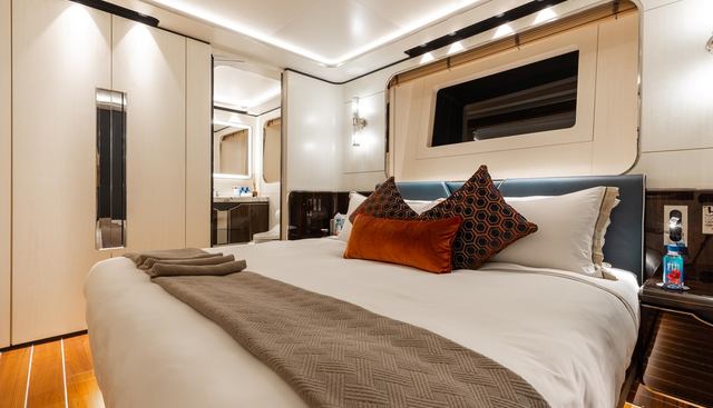 DAYBREAK yacht for sale 22