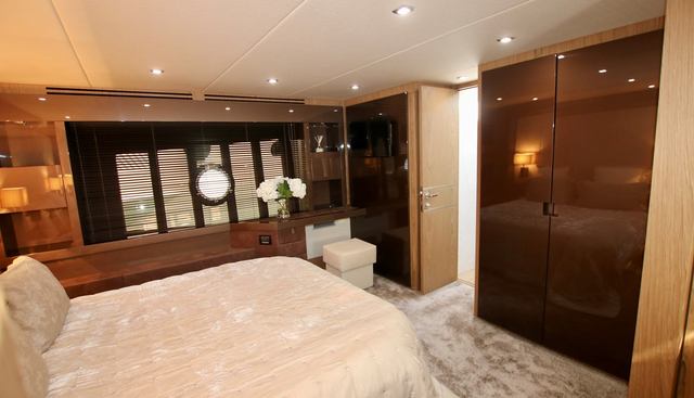 TELLUR yacht for sale 15