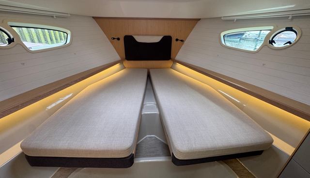 Marelda yacht for sale 25