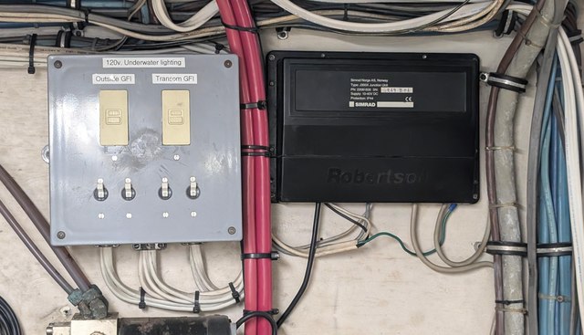 Mas Fina yacht for sale 39