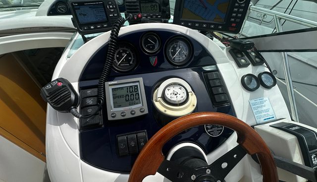 Alisma yacht for sale 18