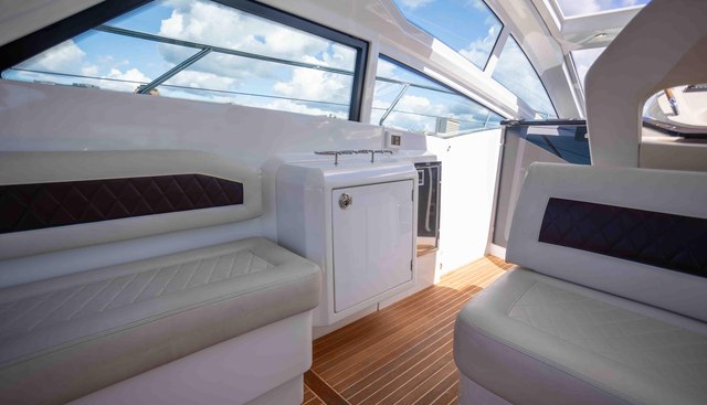 Ocean Eyes yacht for sale 9