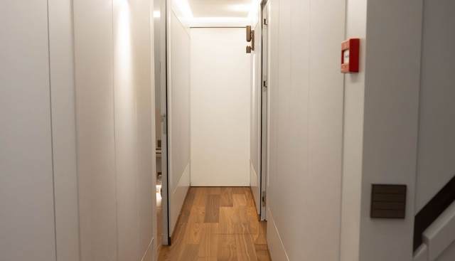 Blade II yacht for sale 28