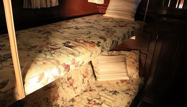 ALLEZ yacht for sale 30