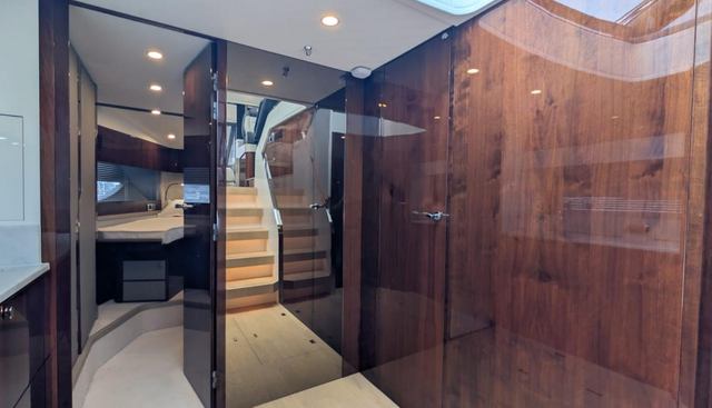 Tender Garage & Hi/Lo Swimplatform yacht for sale 49