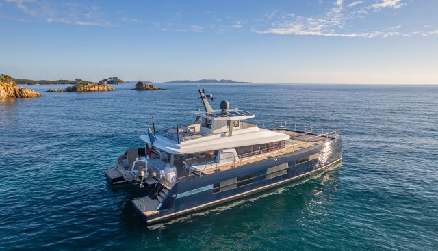 4 Ever yacht for sale 5