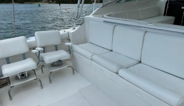 El Caiman yacht for sale 12